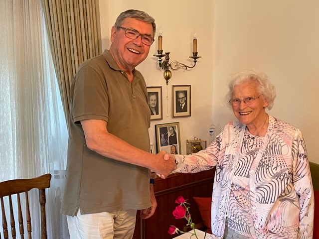 Frau Imelda Nägele von Sulz feiert ihren 95. Geburtstag