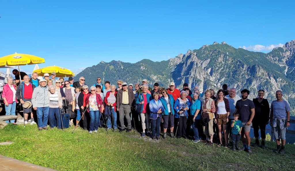 Sommerplausch auf der Alpe Saroja